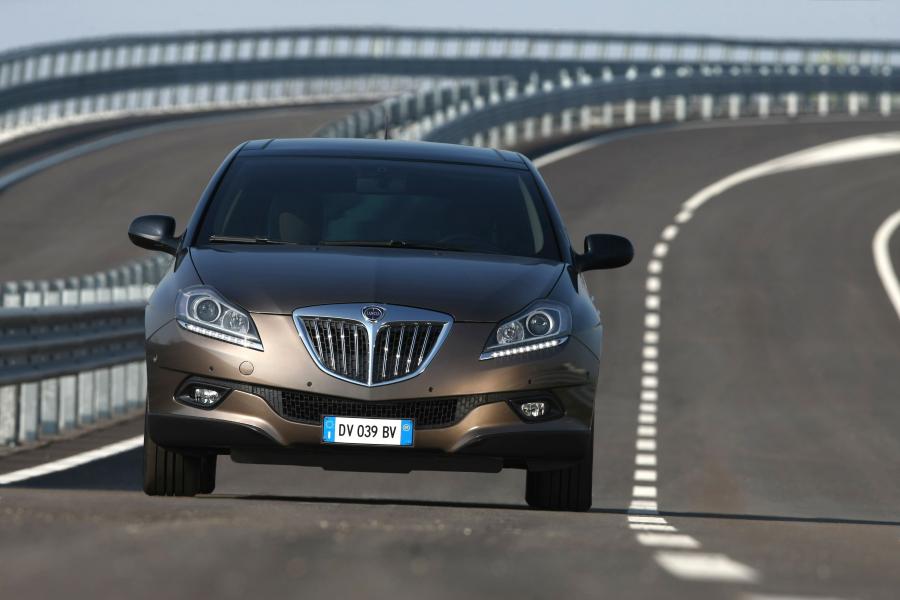  Lancia Delta 1.8 DiTurbo 2009 года  (фото 28 из 43)